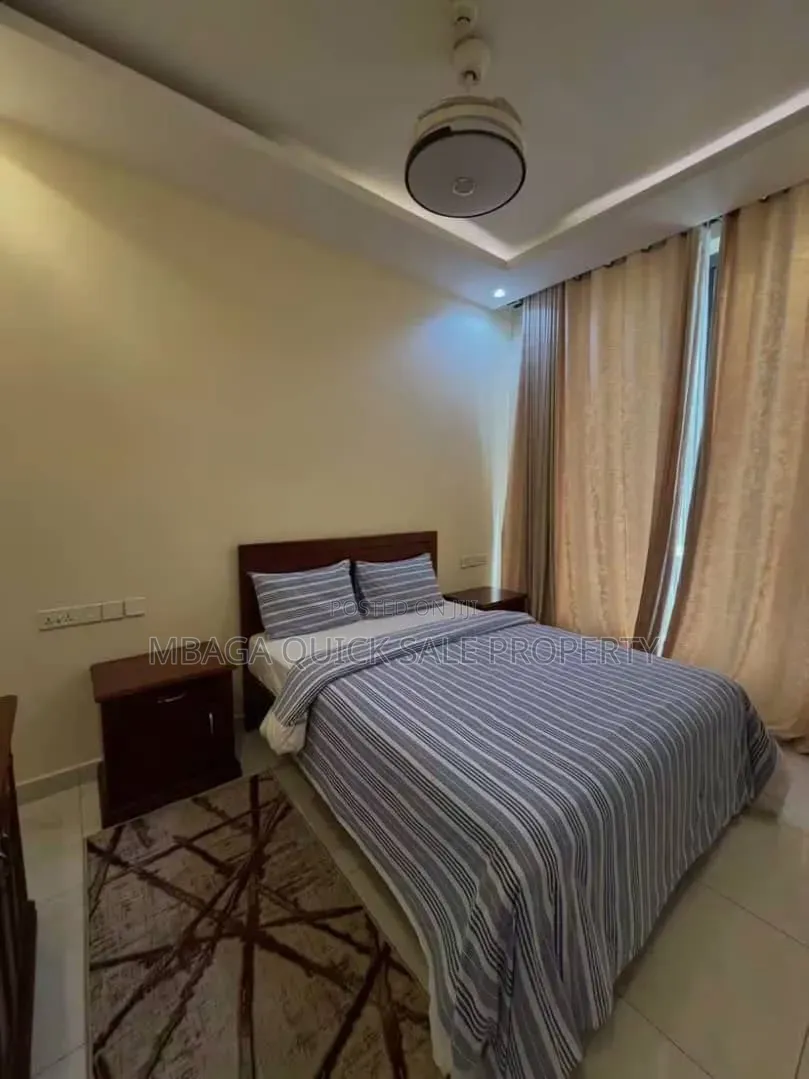 Furnished 2bdrm Apartment in Oyster Bay for rent