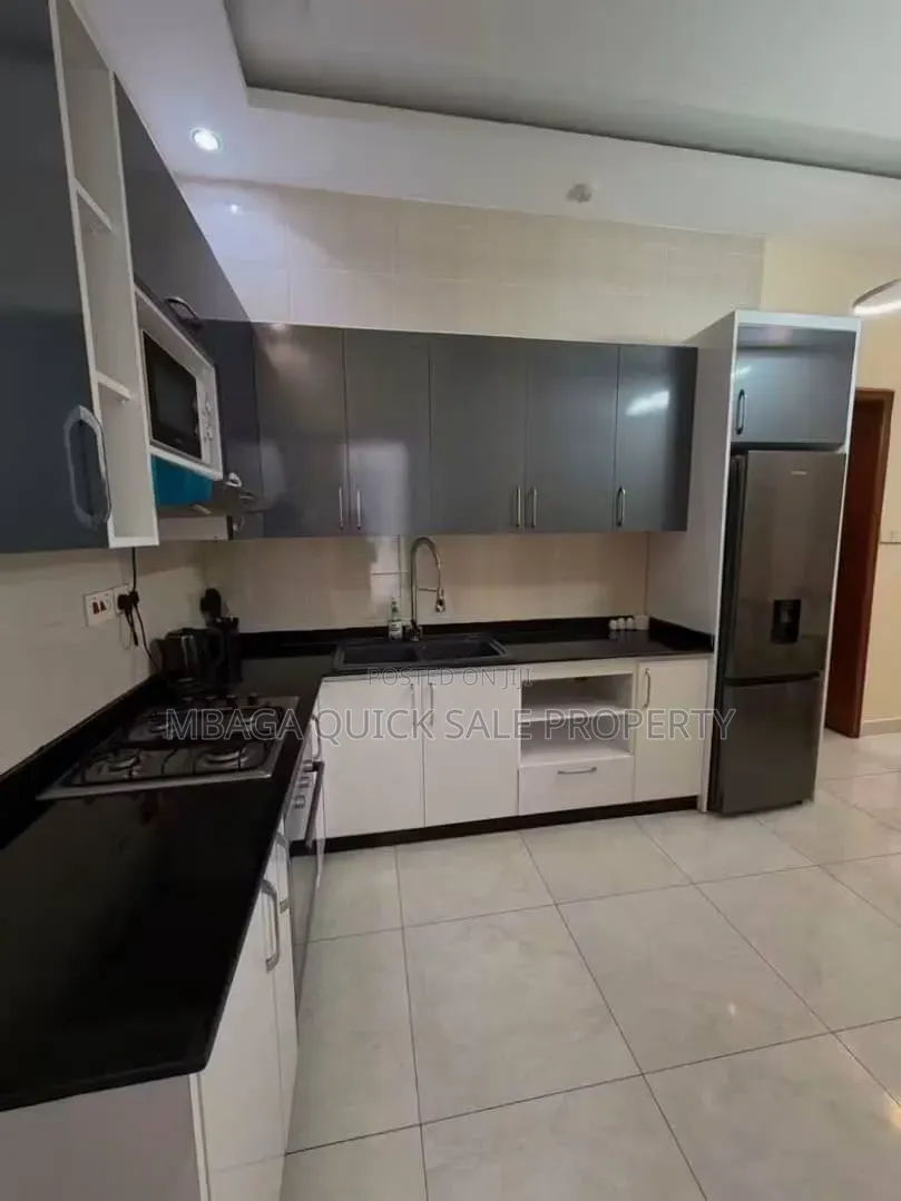Furnished 2bdrm Apartment in Oyster Bay for rent
