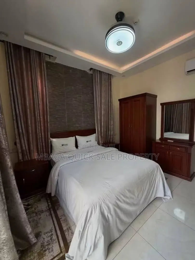 Furnished 2bdrm Apartment in Oyster Bay for rent