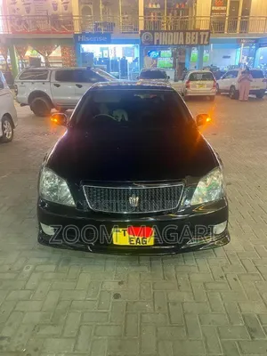 Toyota Crown 2004 Black