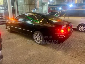 Toyota Crown 2004 Black