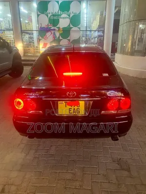 Toyota Crown 2004 Black