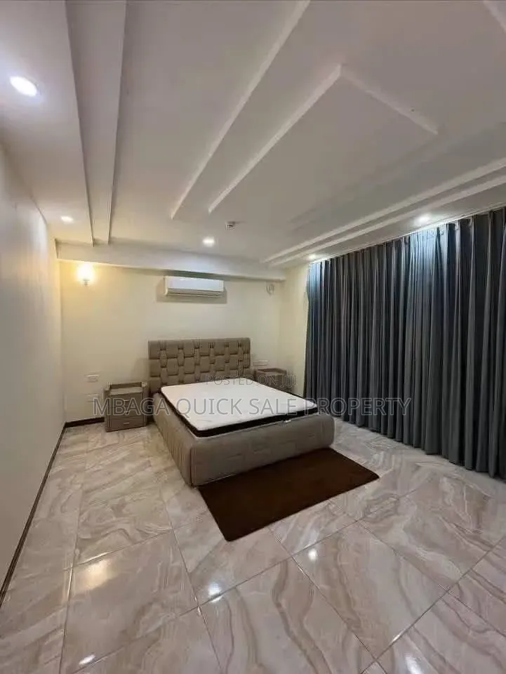 Furnished 3bdrm Villa in Ada Estate for rent