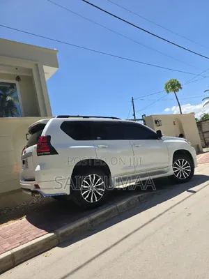 Toyota Land Cruiser Prado 2.7 2020 White