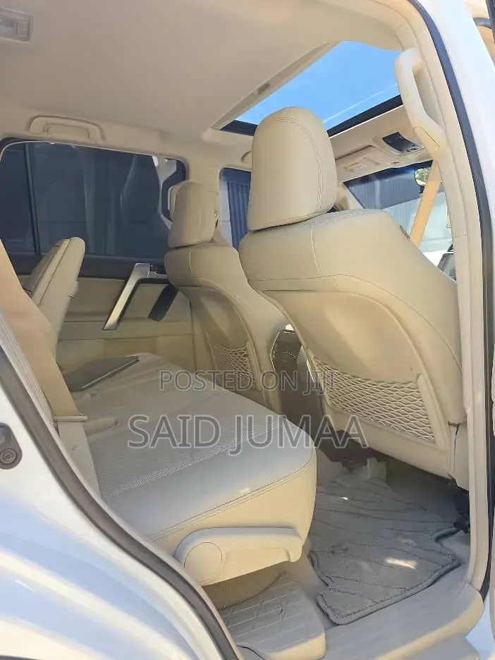 Toyota Land Cruiser Prado 2.7 2020 White