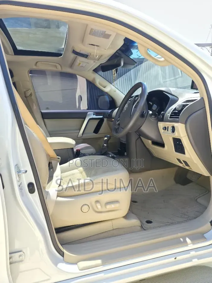 Toyota Land Cruiser Prado 2.7 2020 White