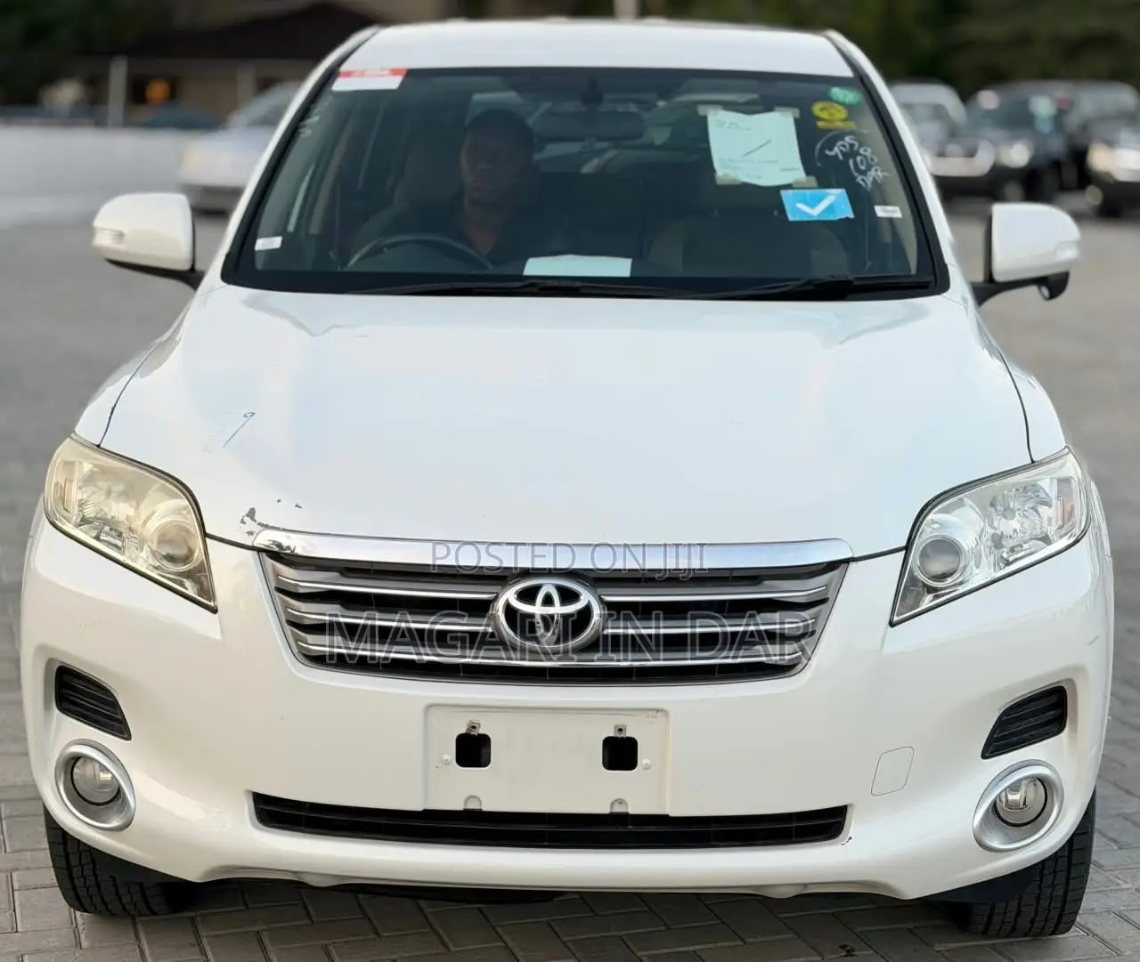 Toyota Vanguard 2008 White