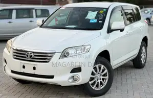 Toyota Vanguard 2008 White