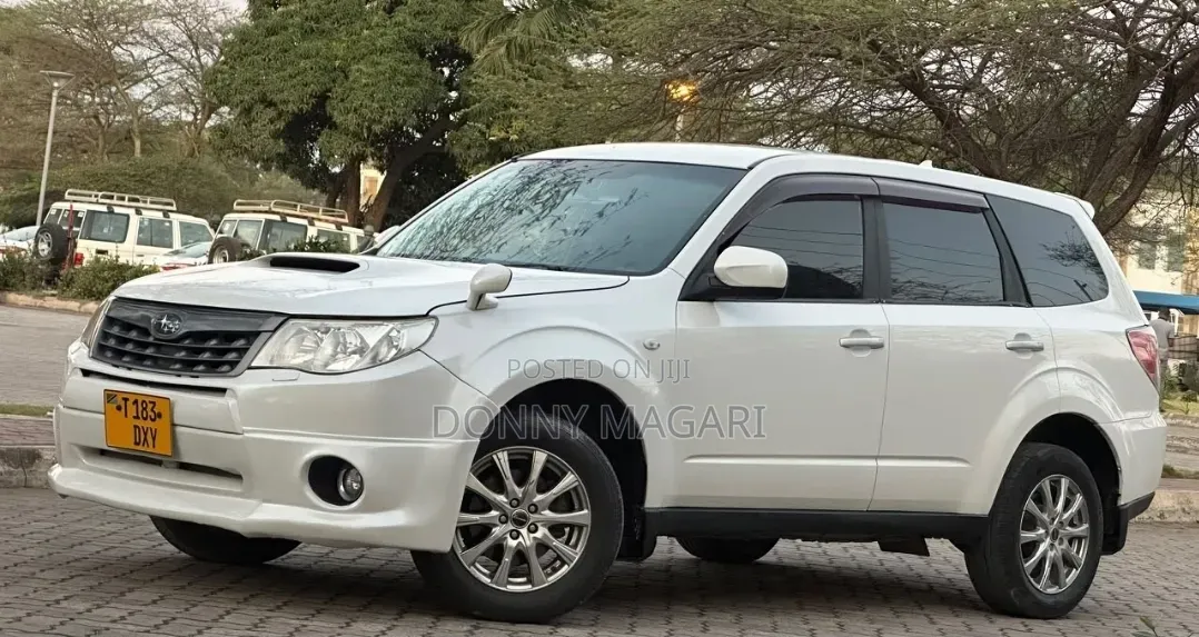Subaru Forester 2009 White