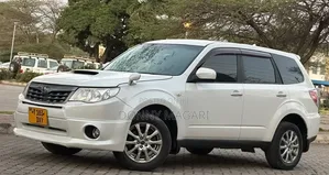 Subaru Forester 2009 White