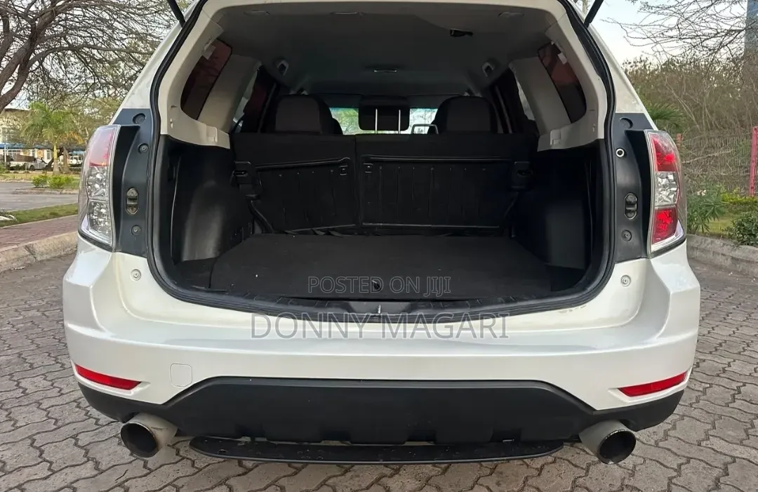 Subaru Forester 2009 White