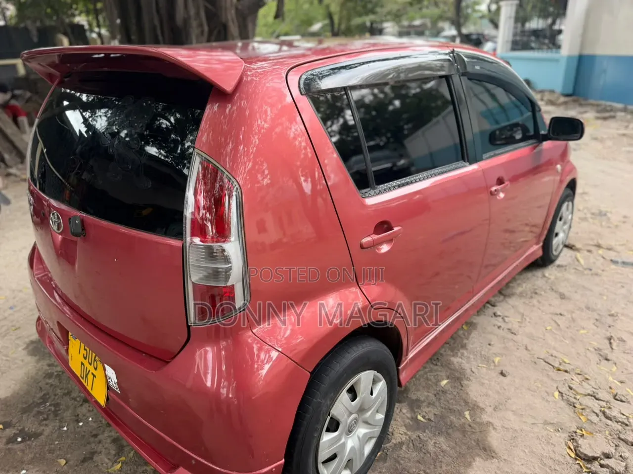 Toyota Passo 2005 Maroon