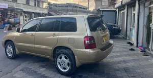 Toyota Kluger 2006 Gold