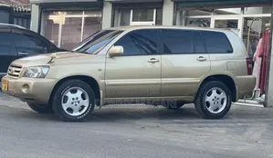 Toyota Kluger 2006 Gold