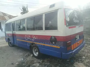 Nissan Civilian 2000