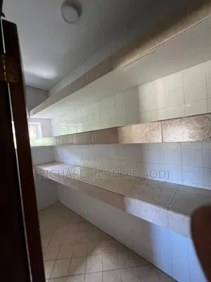 2bdrm Apartment in Central Business Area for rent