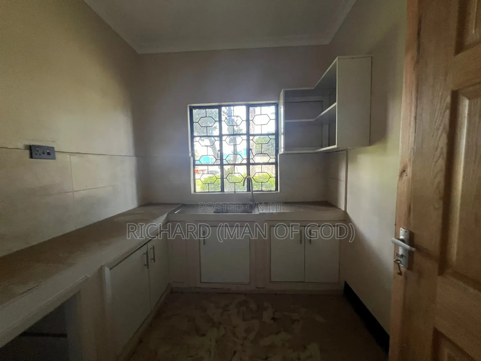 2bdrm Apartment in Central Business Area for rent