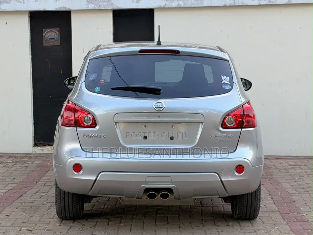 Nissan Dualis 2011 Silver