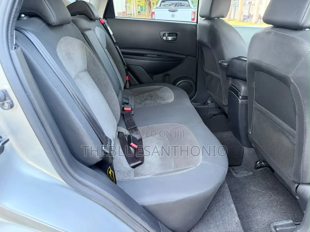 Nissan Dualis 2011 Silver