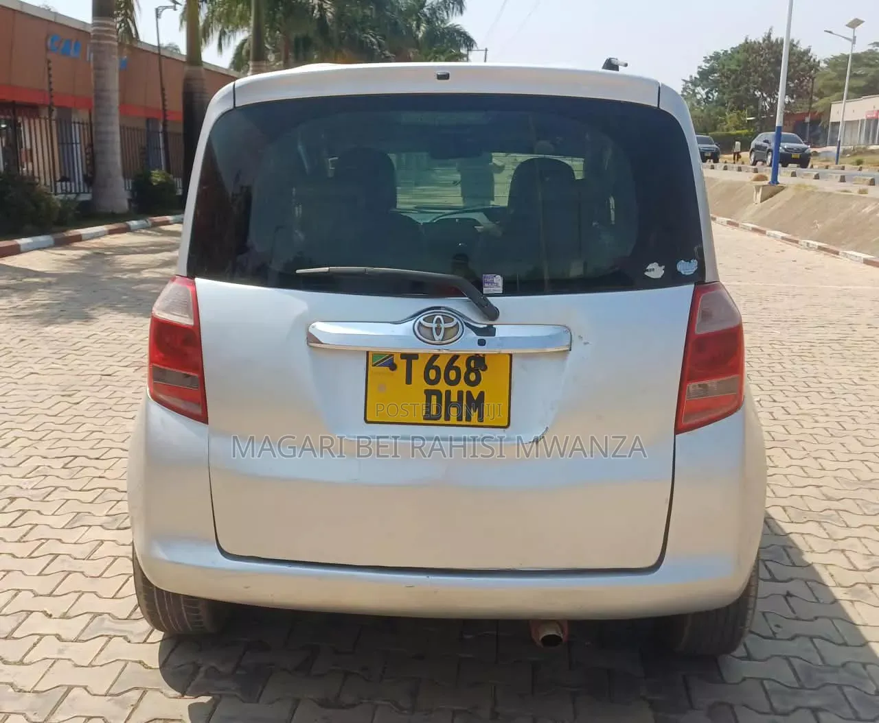 Toyota Ractis 2008 Silver