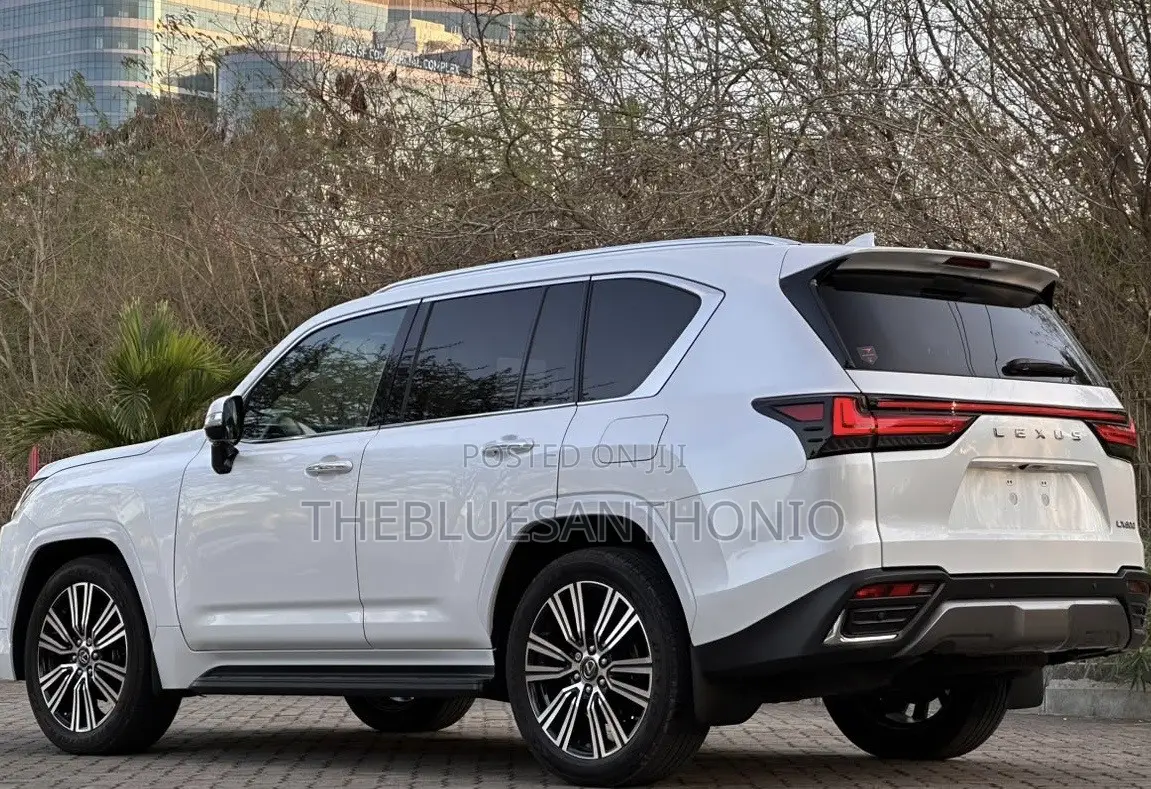Lexus LX 2025 Pearl