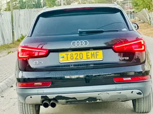Audi Q3 2015 Black