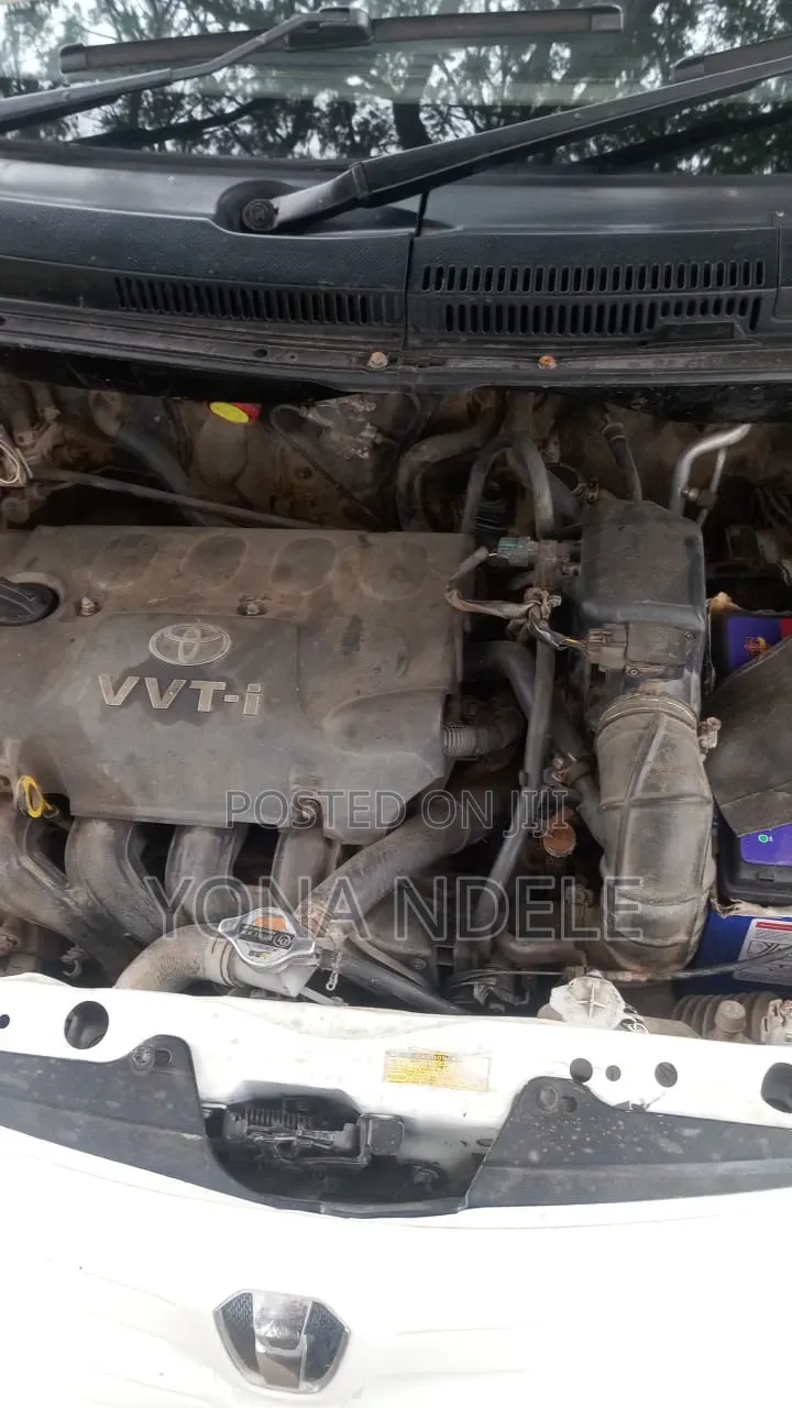 Toyota IST 2007 White