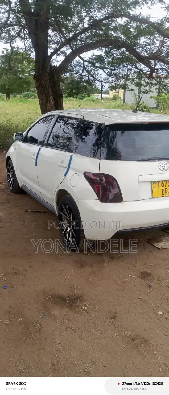 Toyota IST 2007 White