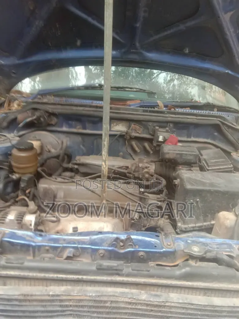 Toyota RAV4 Cabriolet 1998 Blue