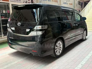 Toyota Vellfire 2010 Black