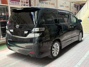 Toyota Vellfire 2010 Black