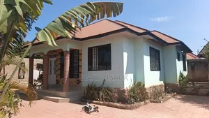 Furnished 4bdrm House in Buswelu for sale
