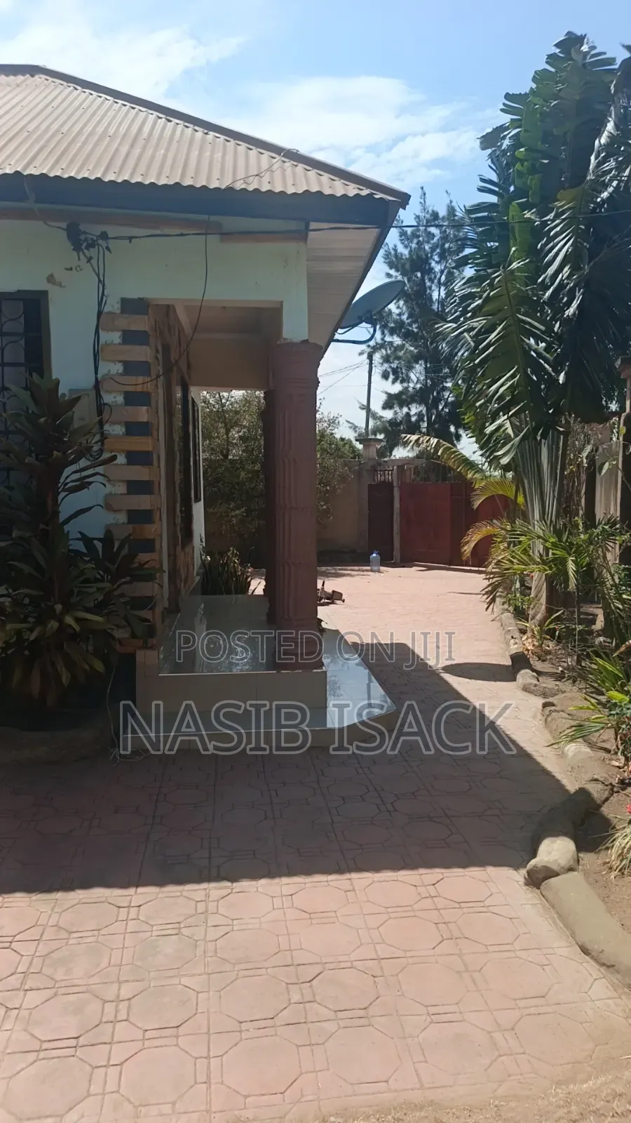 Furnished 4bdrm House in Buswelu for sale