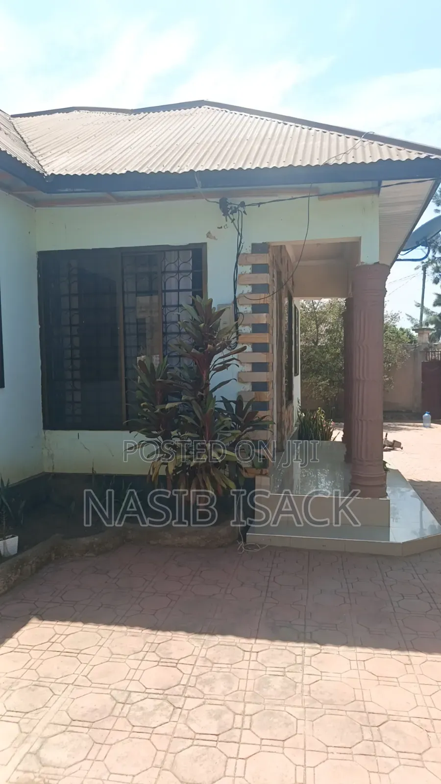 Furnished 4bdrm House in Buswelu for sale