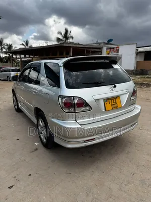 Toyota Harrier 2003 Silver