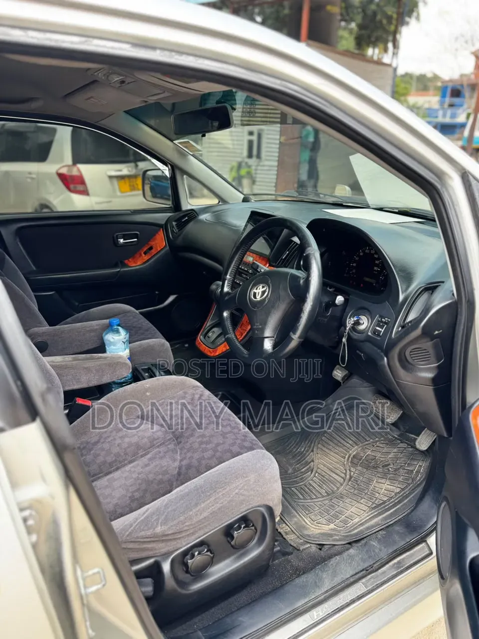 Toyota Harrier 2003 Silver
