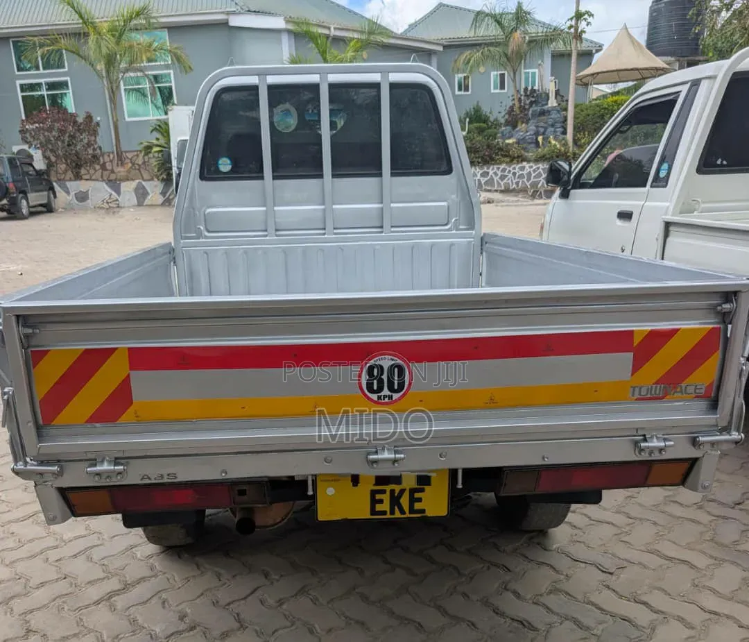 Toyota TownAce 2005 Silver