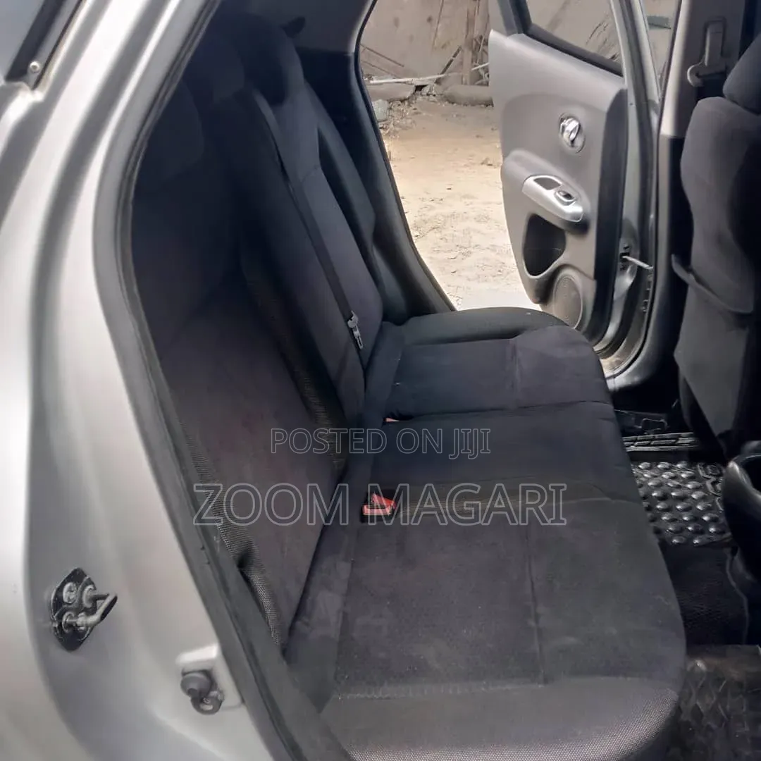 Nissan Juke 2011 Silver