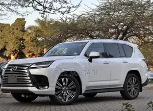 Lexus LX 2025 White