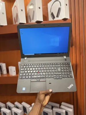 Laptop Lenovo ThinkPad E570 8GB Intel Core i5 HDD 1T