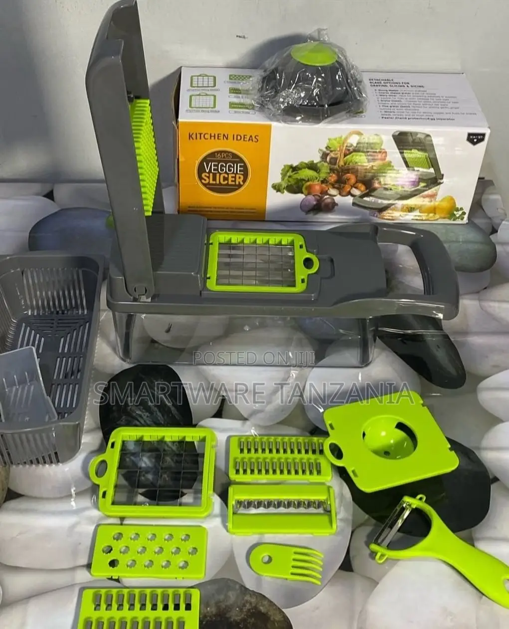 Kitchen Ideas 16-Piece Veggie Slicer Set With Grater, Peeler and Dicer