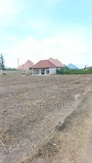 Plot for Sale Nyamhongoro Meanza