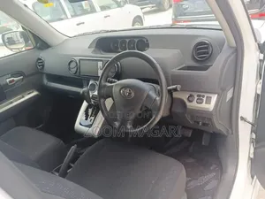Toyota Corolla Rumion 2008 Pearl