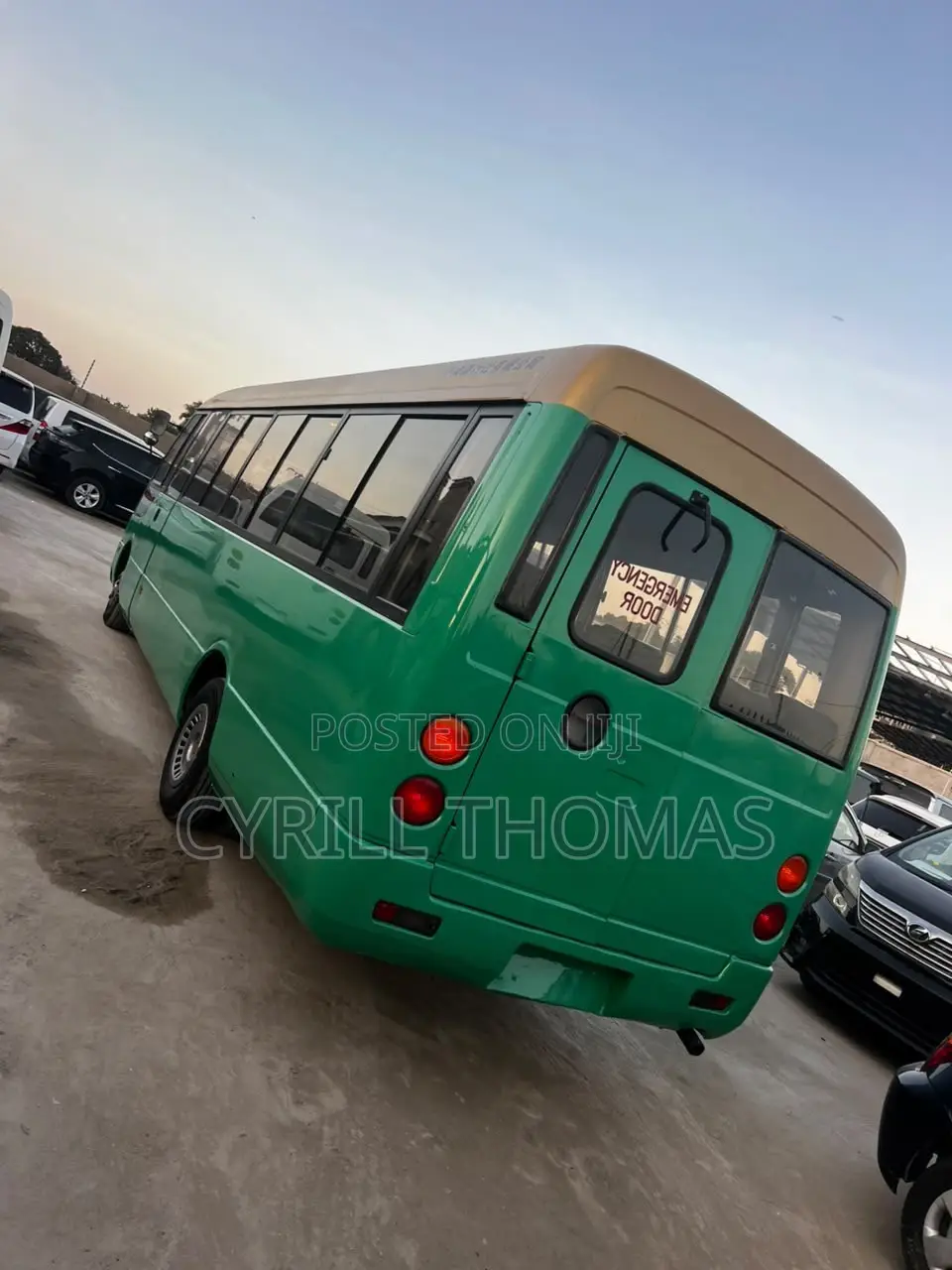 Mitsubishi Fuso Canter 2007 Green