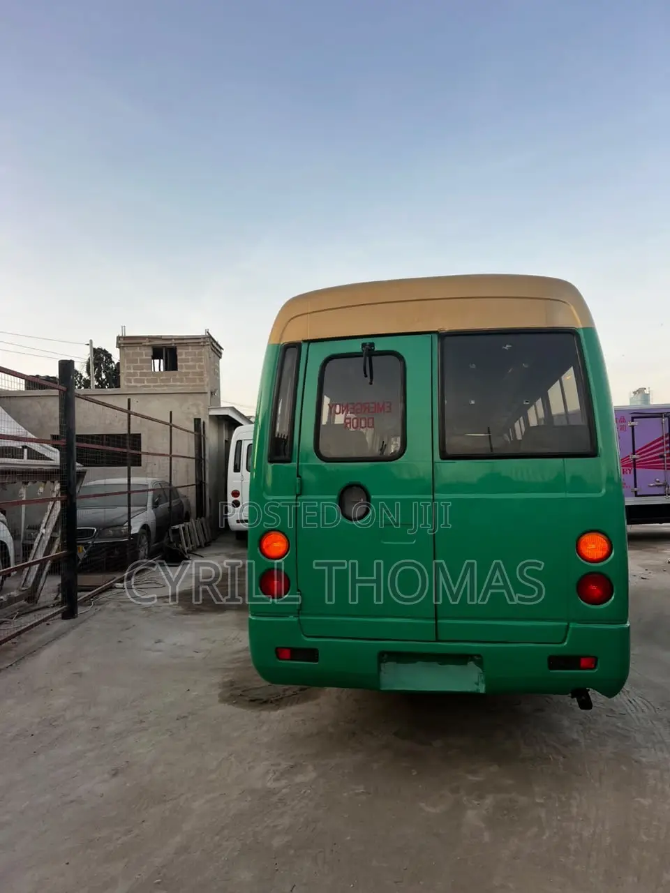 Mitsubishi Fuso Canter 2007 Green