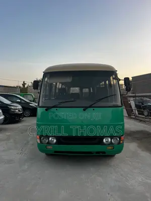 Mitsubishi Fuso Canter 2007 Green