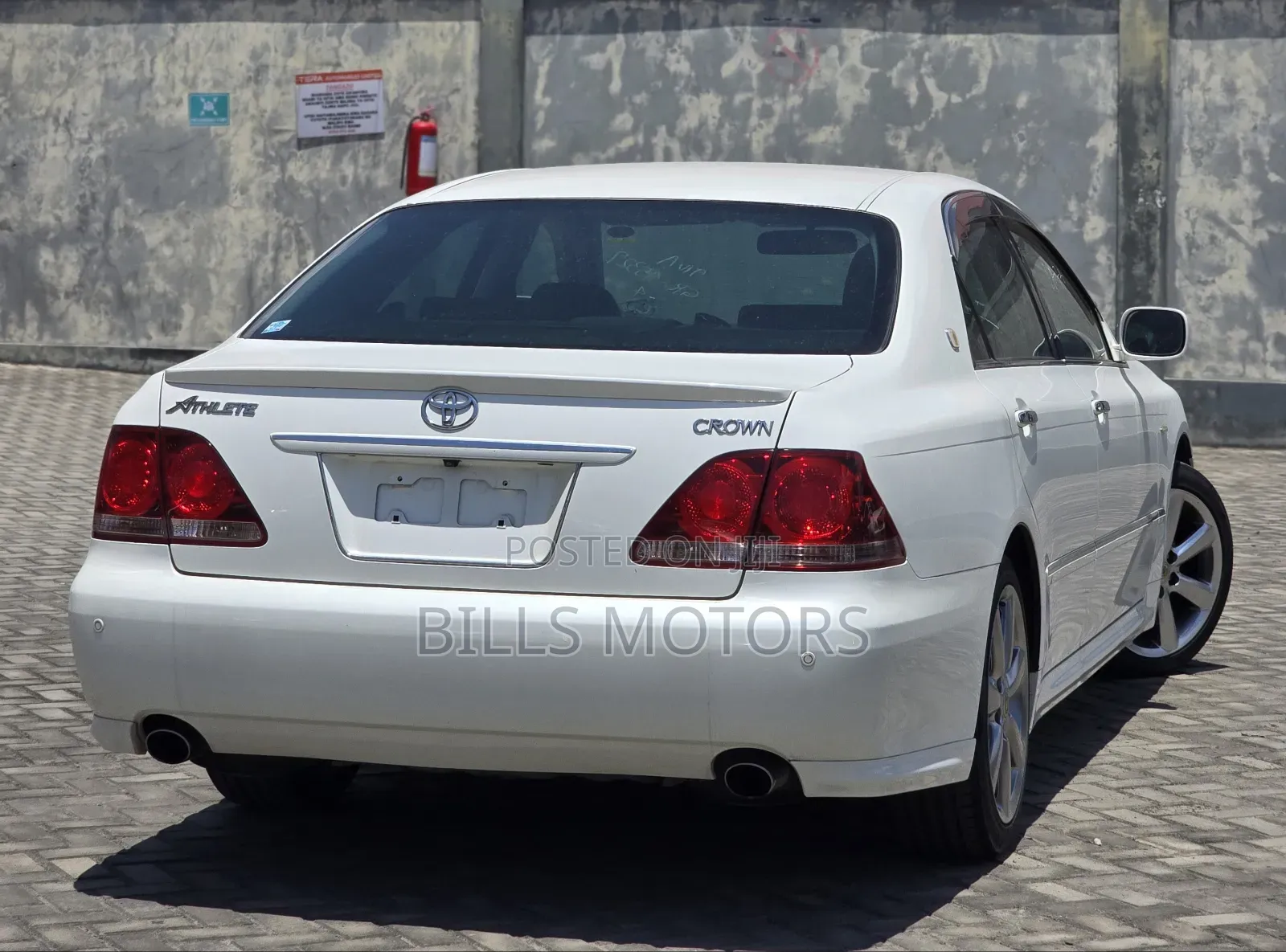 Toyota Crown 2006 White