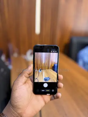 Apple iPhone 11 Pro 64 GB Black
