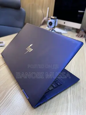 Laptop HP Dragonfly G1 16GB Intel Core i5 SSD 512GB