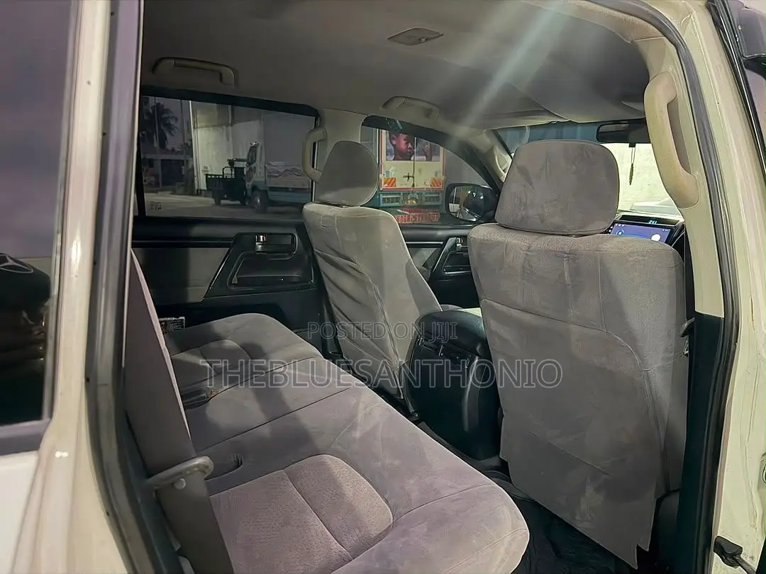Toyota Land Cruiser 2009 Pearl